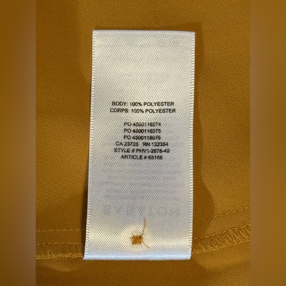 Aritzia Babaton | Akira Sleeveless Blouse | Cairo Gold/Gold | M - Picture 13 of 13